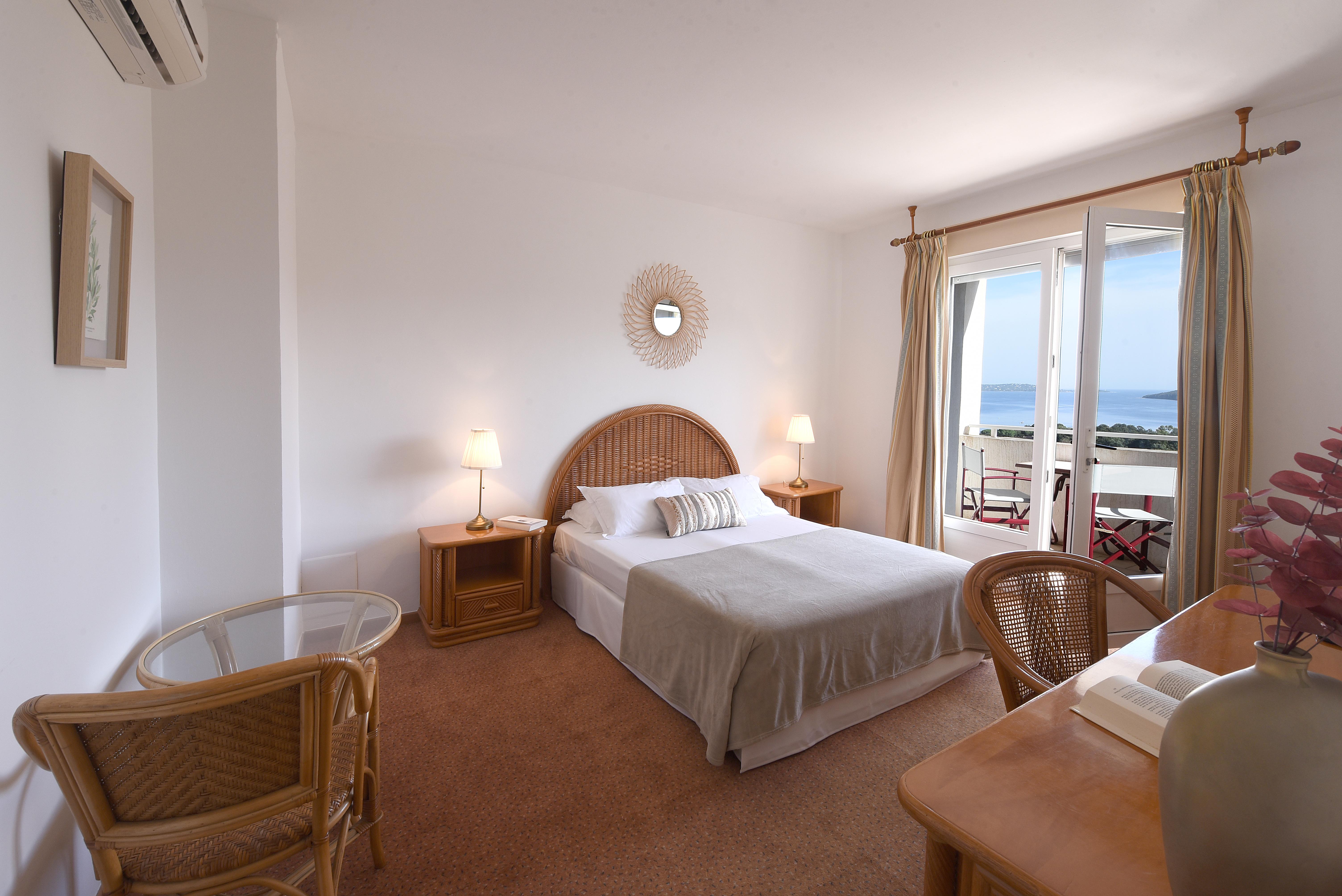 Hotel Le Tilbury ปอร์โต-เวคคีโอ ภายนอก รูปภาพ