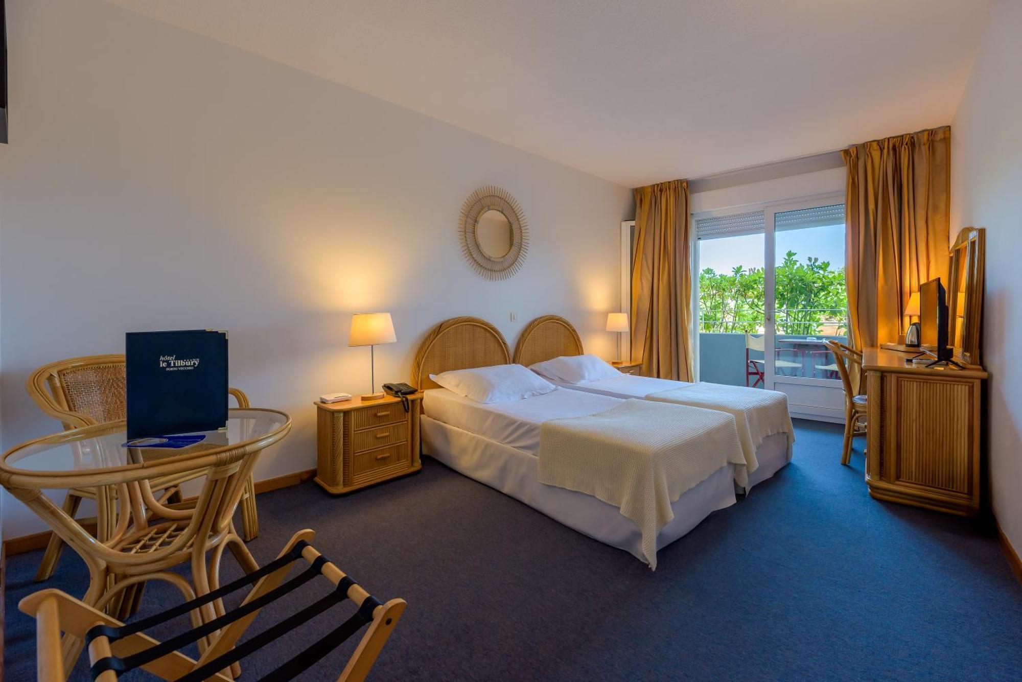 Hotel Le Tilbury ปอร์โต-เวคคีโอ ภายนอก รูปภาพ