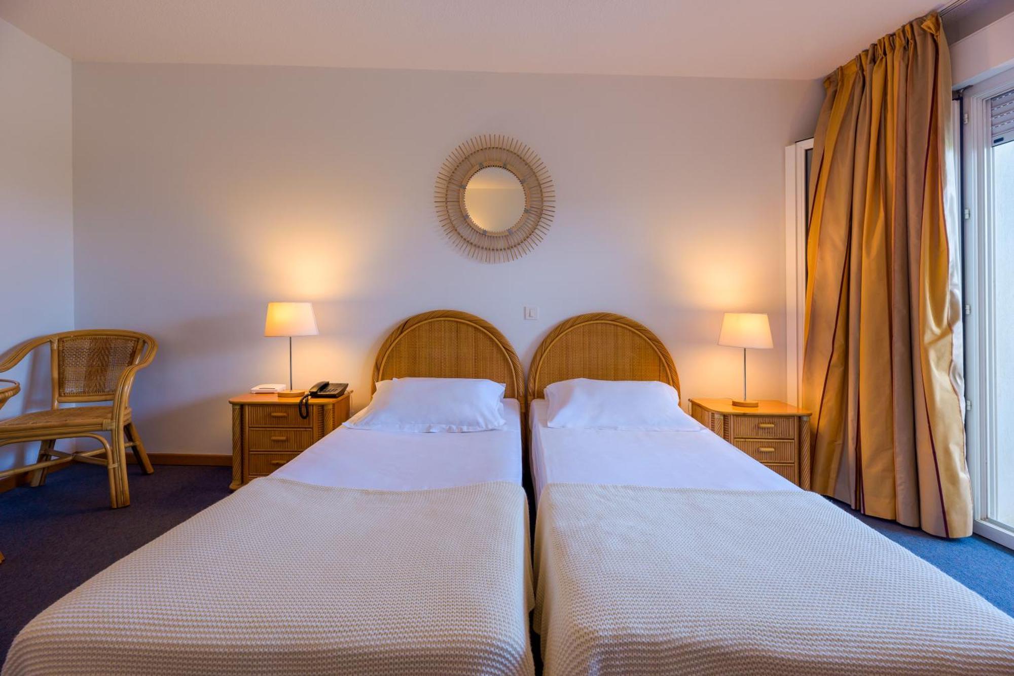 Hotel Le Tilbury ปอร์โต-เวคคีโอ ภายนอก รูปภาพ