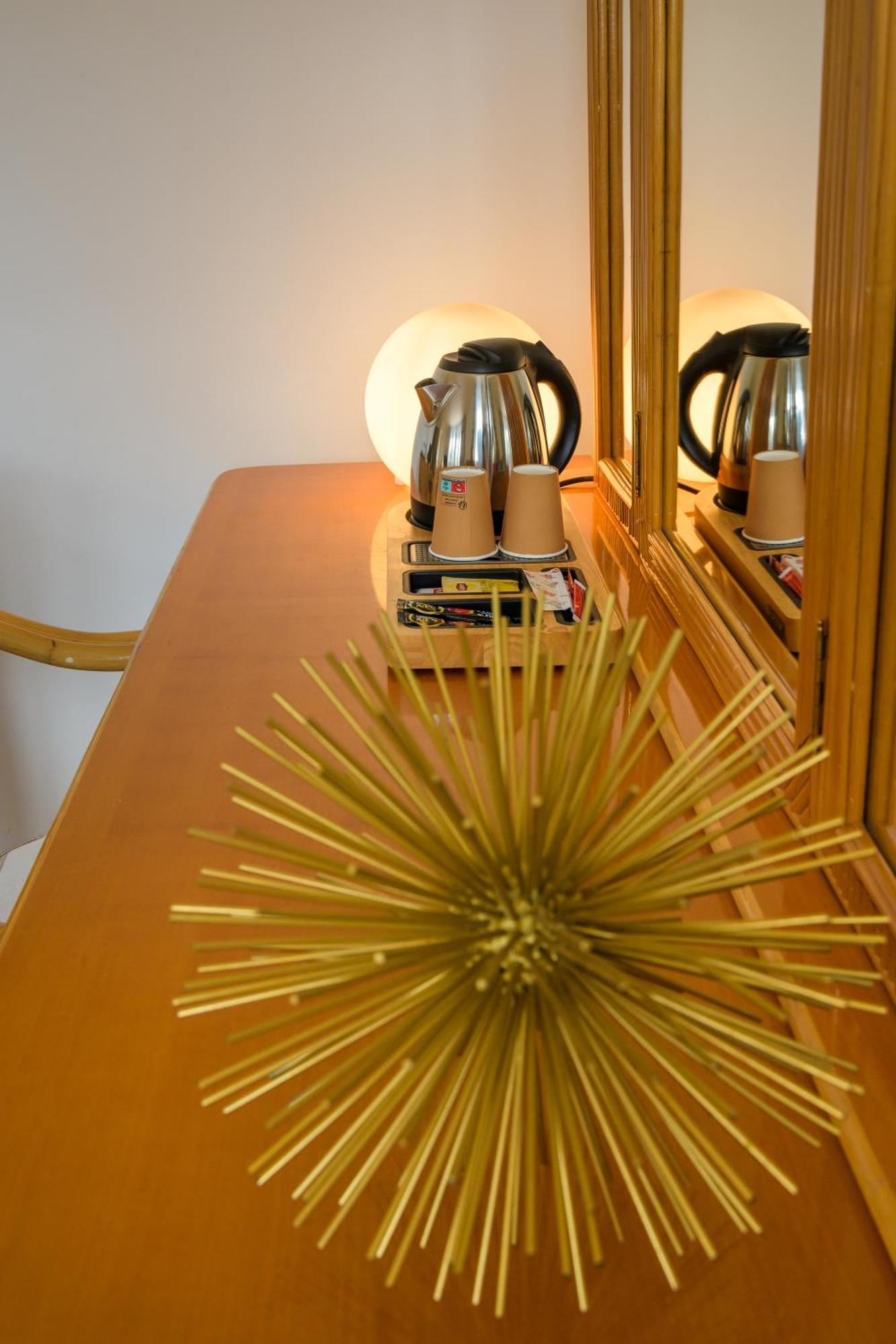 Hotel Le Tilbury ปอร์โต-เวคคีโอ ภายนอก รูปภาพ