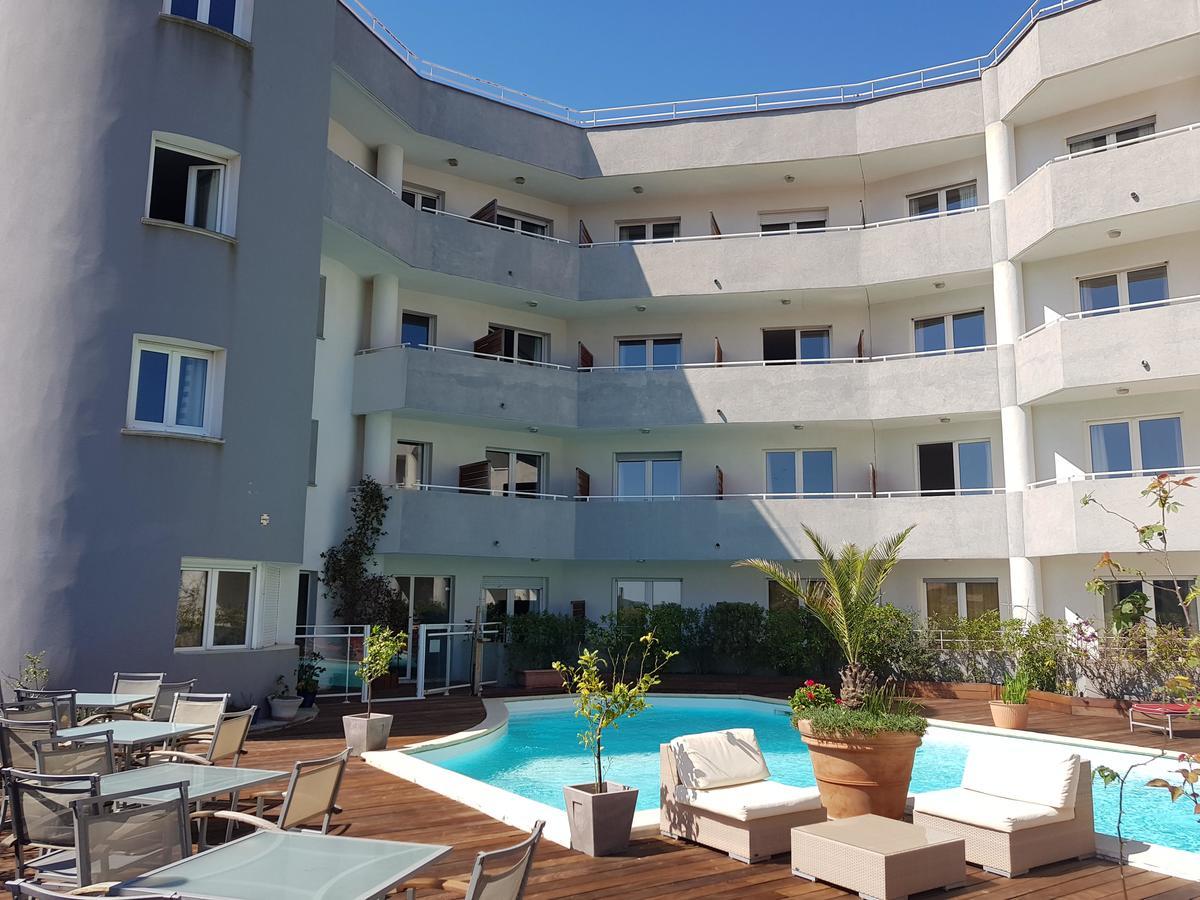 Hotel Le Tilbury ปอร์โต-เวคคีโอ ภายนอก รูปภาพ