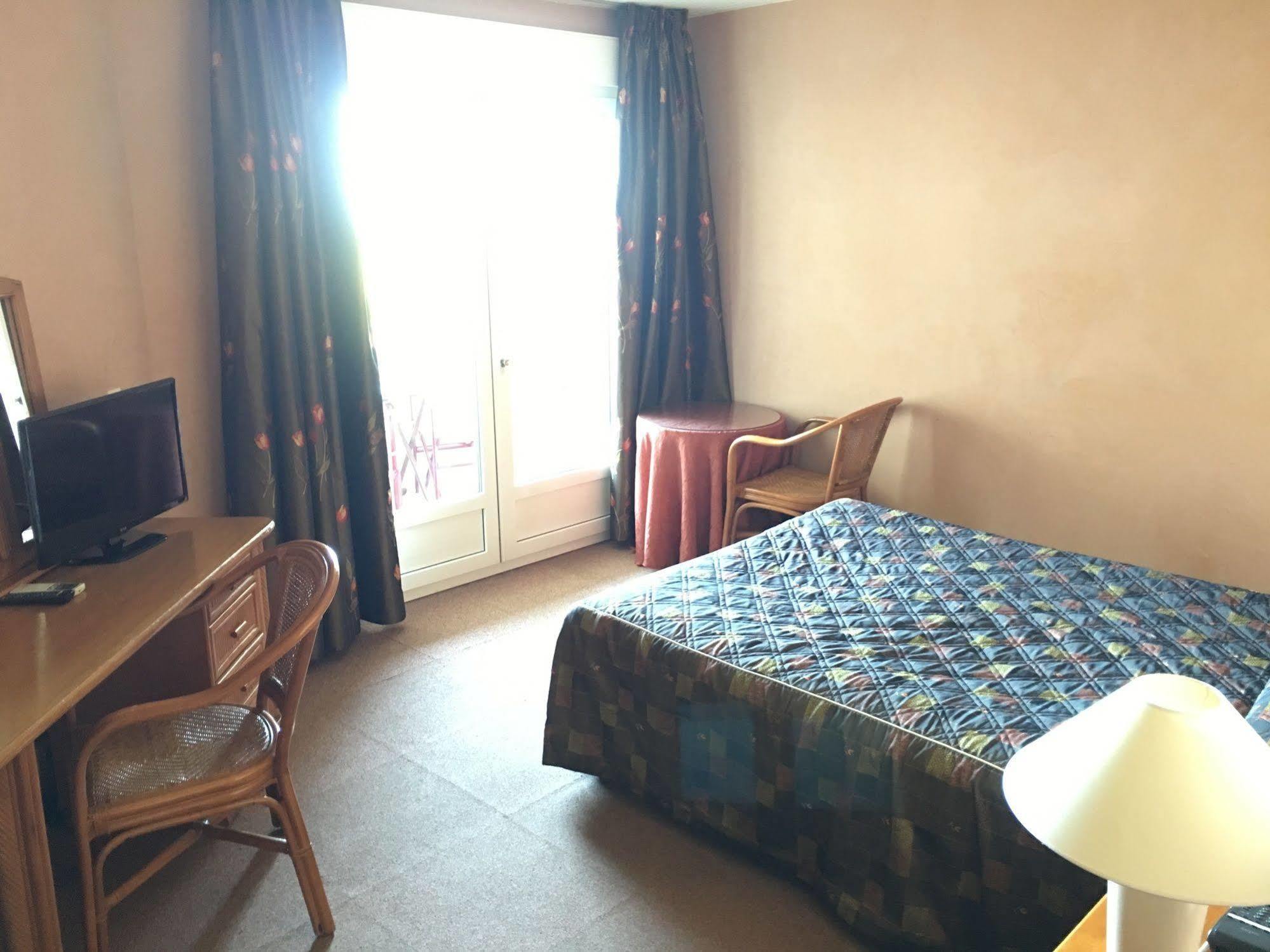 Hotel Le Tilbury ปอร์โต-เวคคีโอ ภายนอก รูปภาพ
